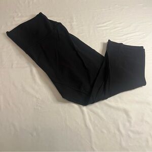 Lululemon Black Crop Leggings Size 10 Mid Rise